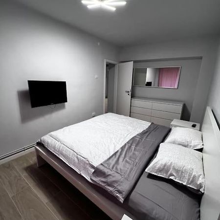 דירות Hugo House טימישוארה מראה חיצוני תמונה